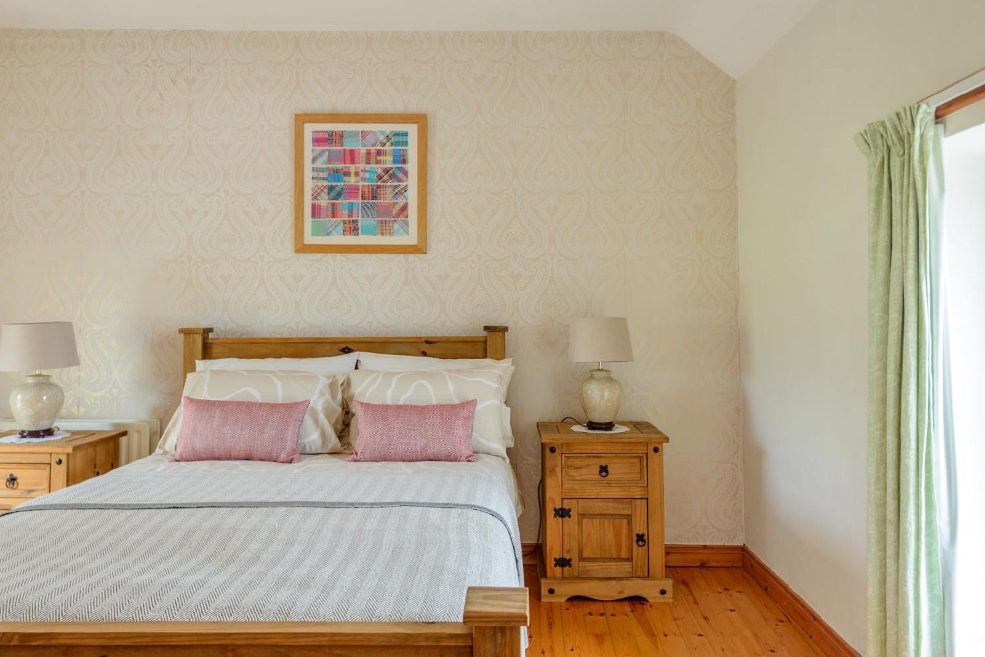 Grove Self Catering * Finnis